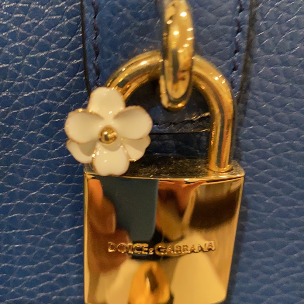 Blue Dolce snd Gabbana bag - Picture 7 of 14